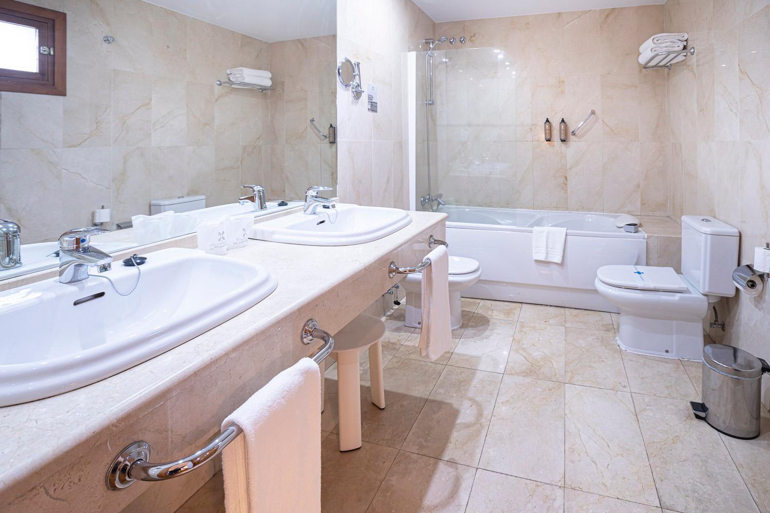 Hotel Hurdes Reales Las Mestas Bagian luar foto