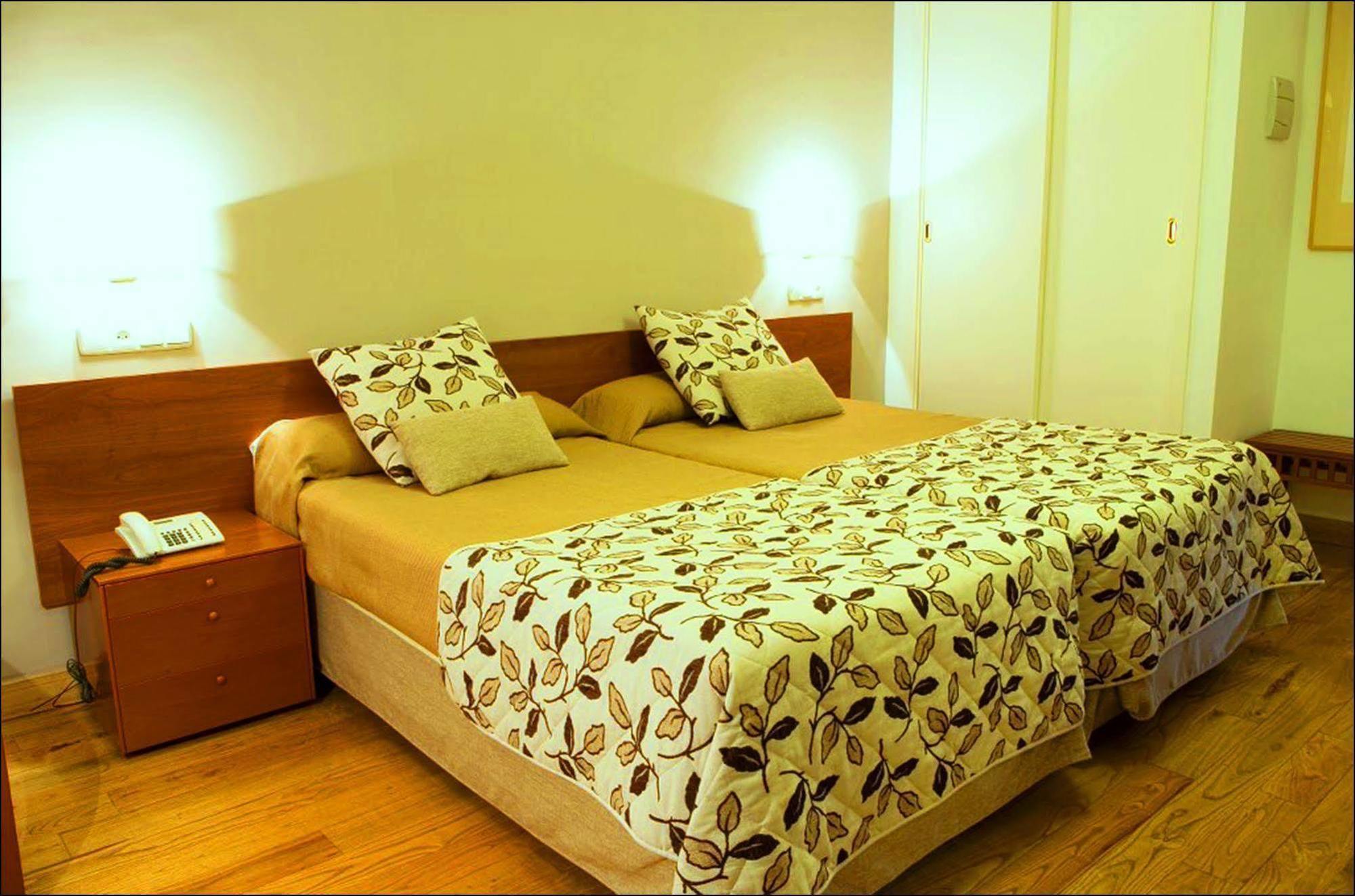 Hotel Hurdes Reales Las Mestas Bagian luar foto